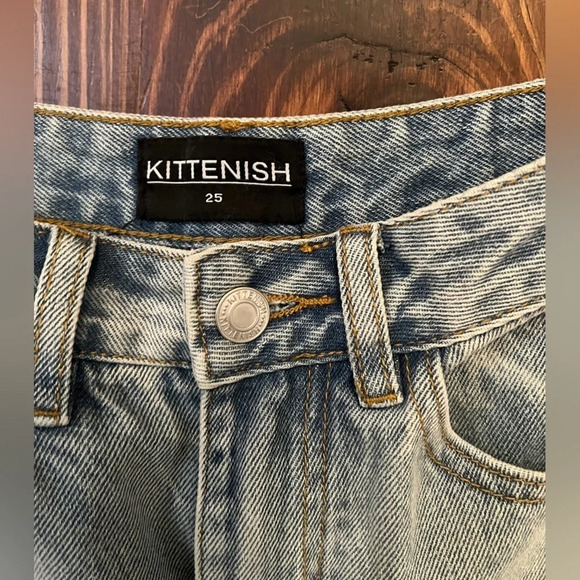 KITTENISH Lacy Distressed Light Wash Denim Jeans Size 25 Side Slit - Picture 7 of 7